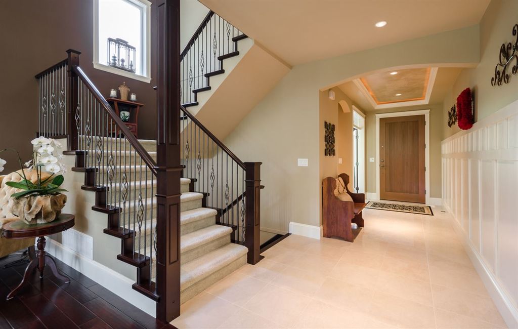 listing image 1100638011824418397
