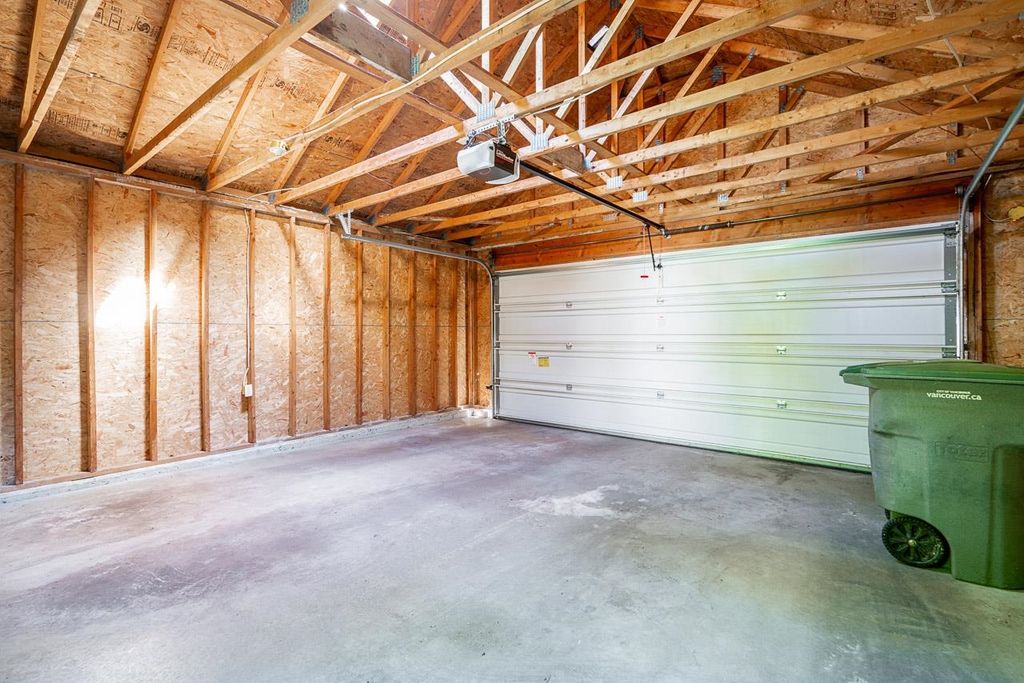 listing image 1109760469689601875