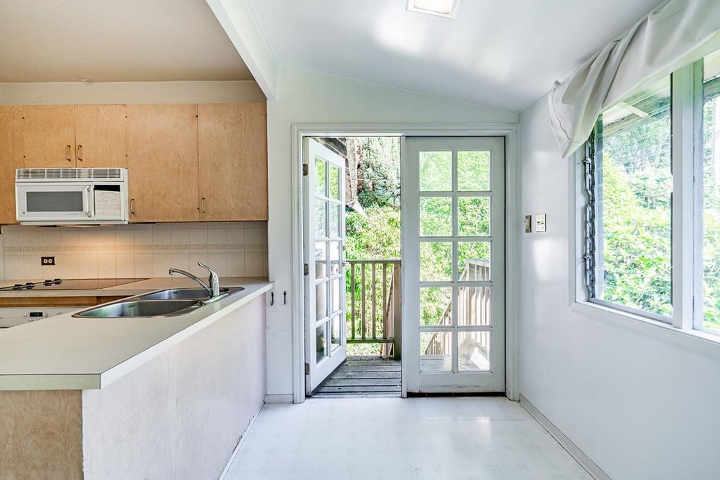 listing image 1105455743471292948