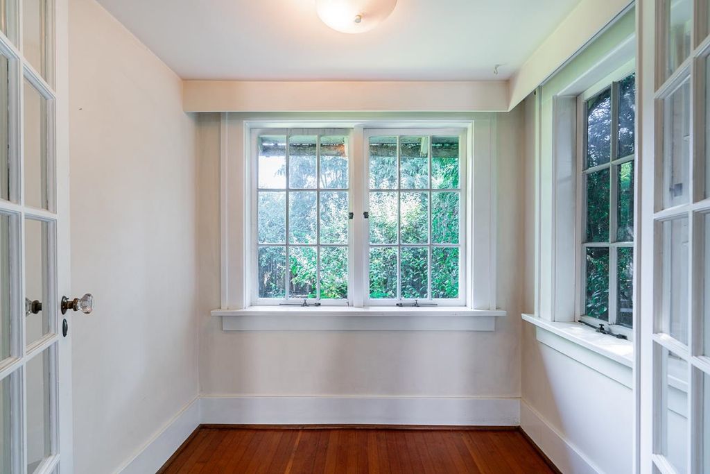 listing image 1105929859521179368
