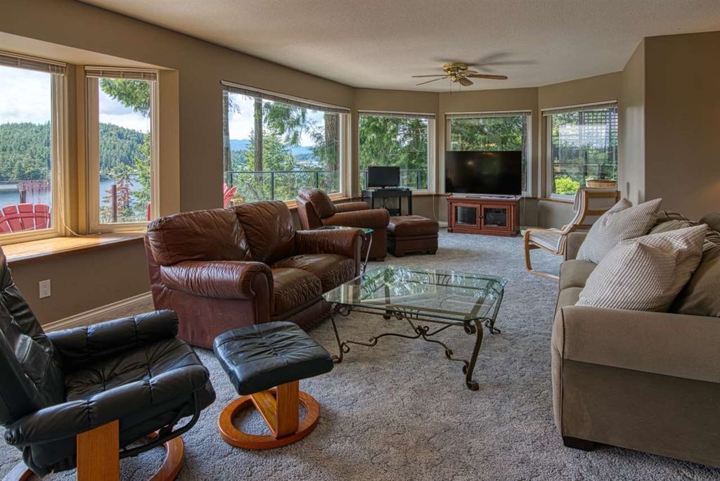 listing image 1101640265406282037