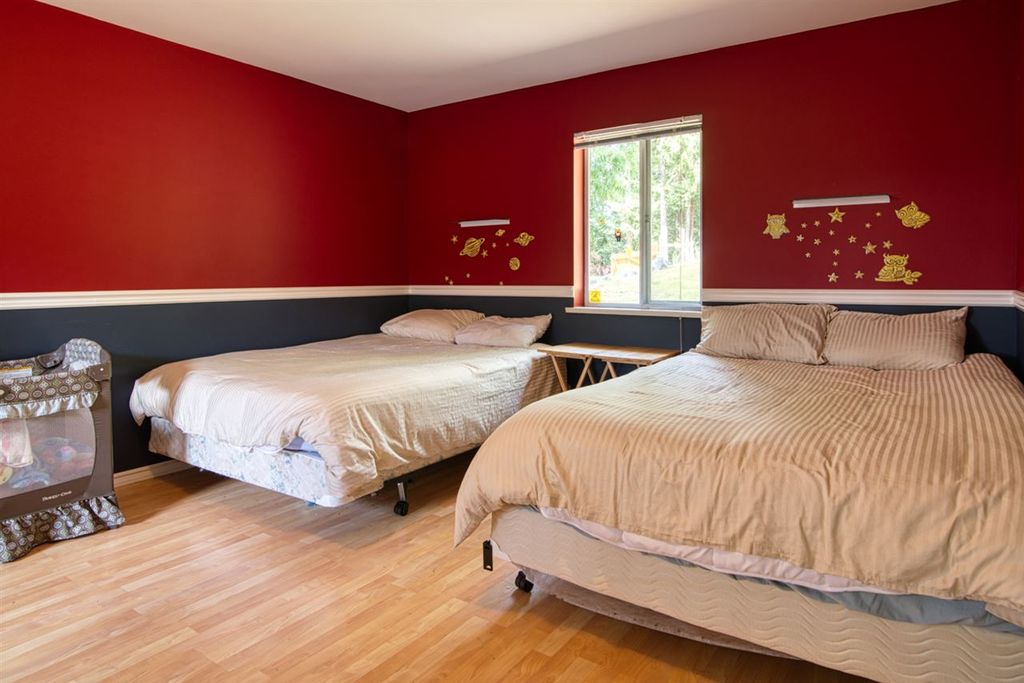 listing image 1101809915742259563