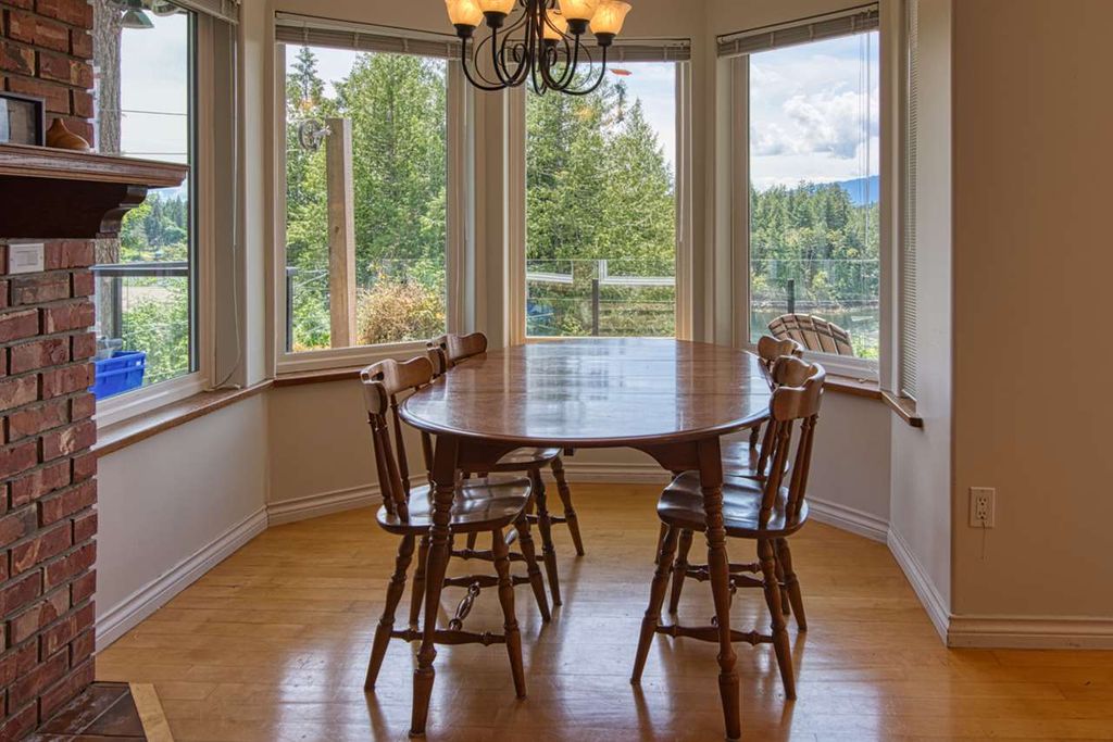 listing image 1105927512434734436