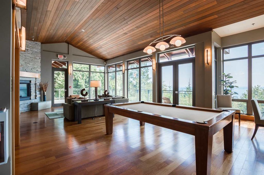listing image 1104455719861733002