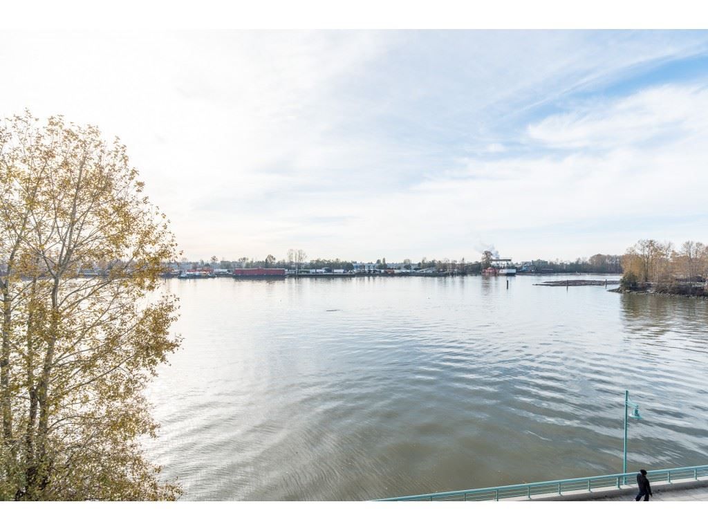 listing image 1100050410471682335