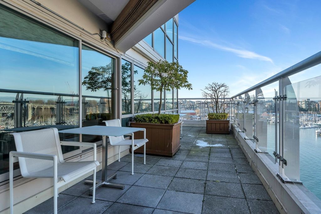 listing image 1101428089760479519
