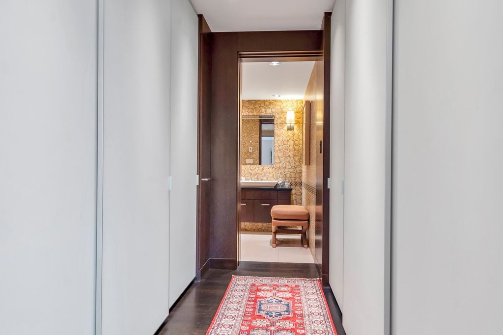 listing image 1100970671266100828