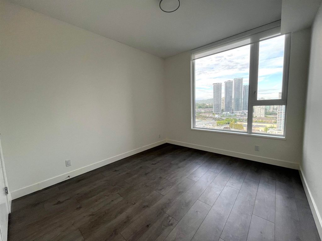 listing image 1107720189610649773