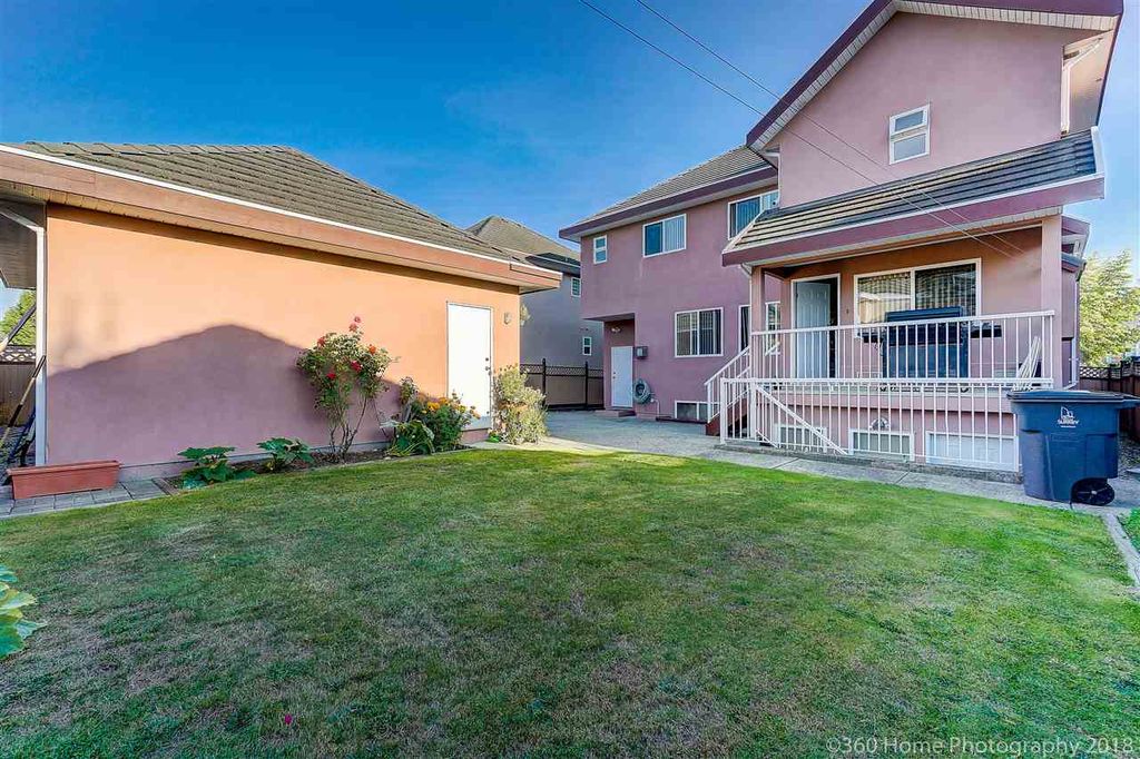 listing image 1109693201867902541