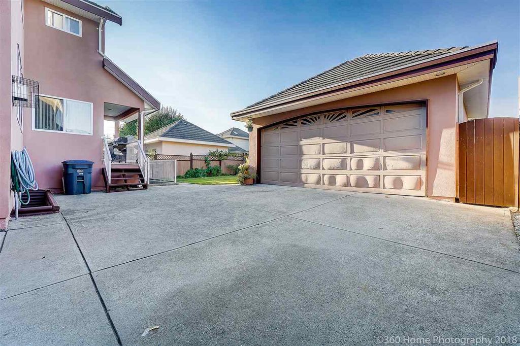 listing image 1105214280634250566