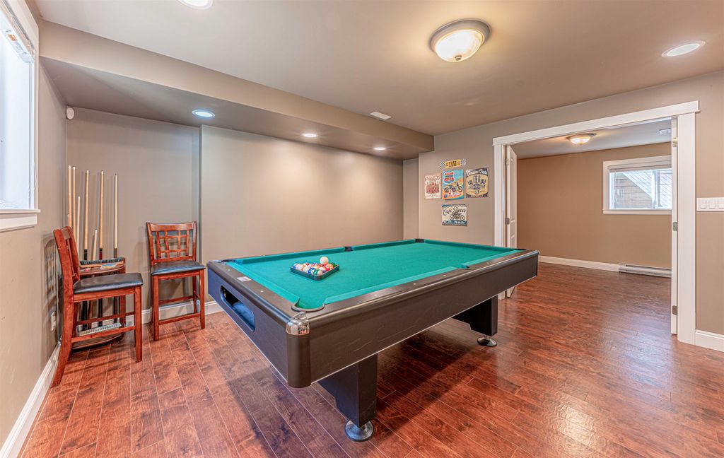 listing image 1103351467042335900