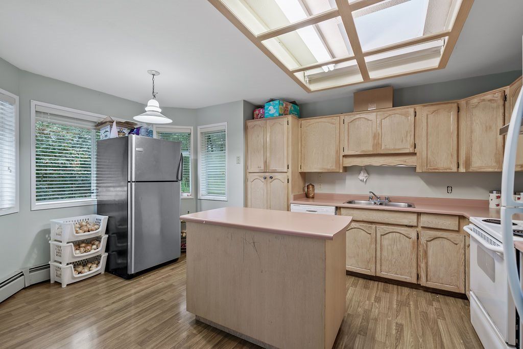 listing image 1104901741818654037