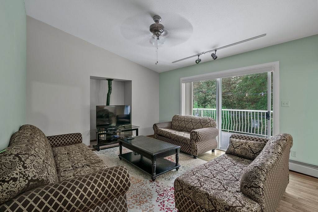 listing image 1101106373773338792