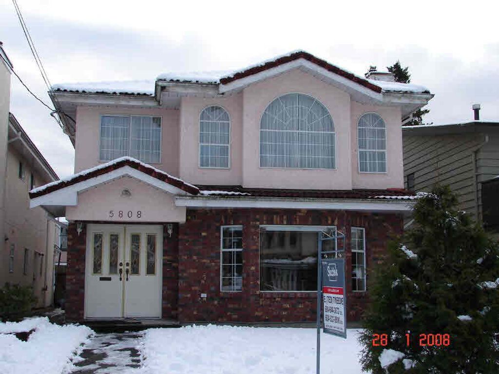 listing image 1104636304970925490