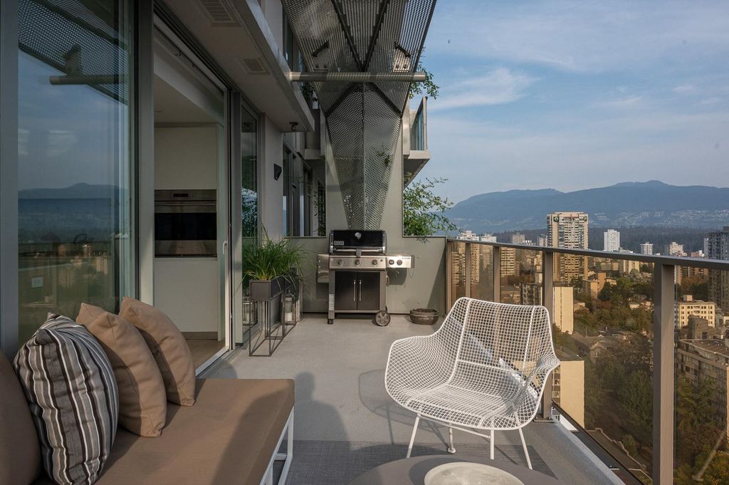 listing image 1109952538650731194
