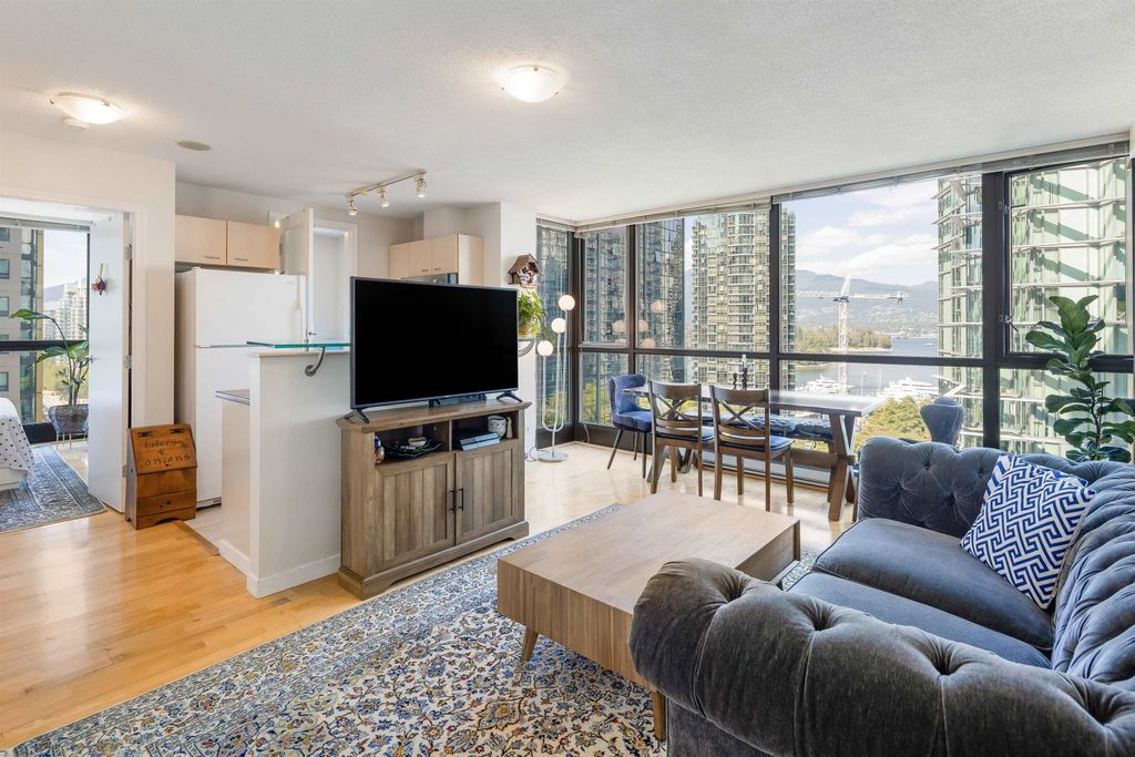 listing image 1102909992711276713