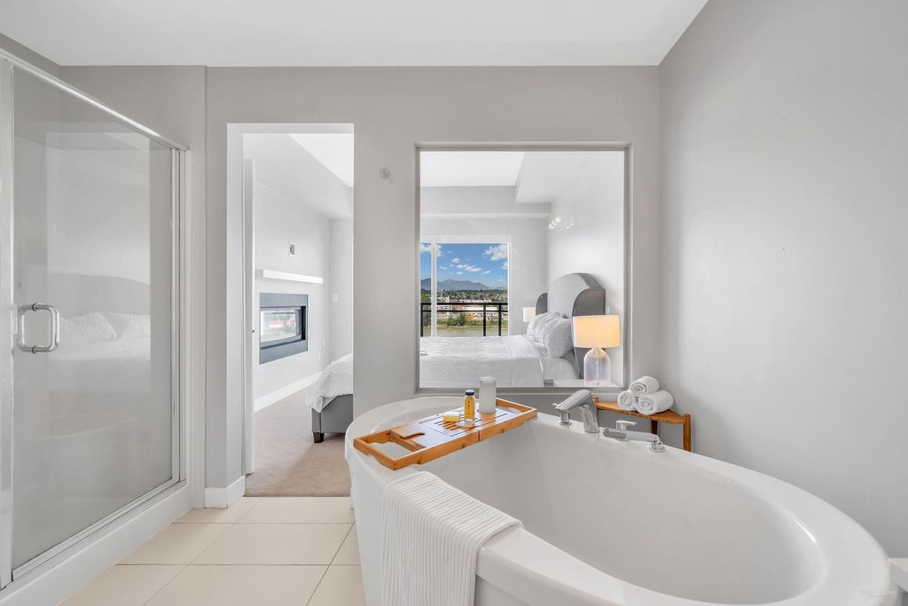 listing image 1105419647259666597