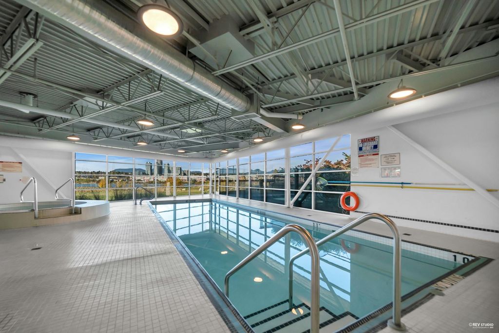 listing image 1105739992805942722