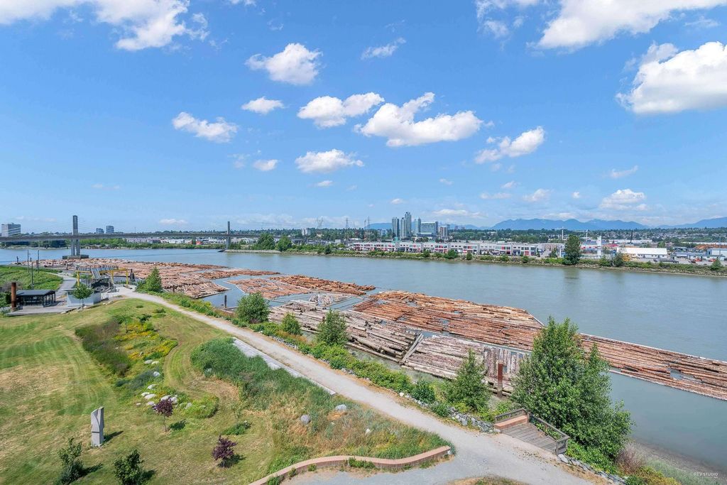 listing image 1104083660214012551