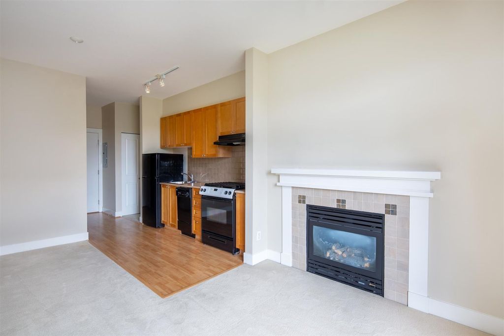 listing image 1106740134662062075