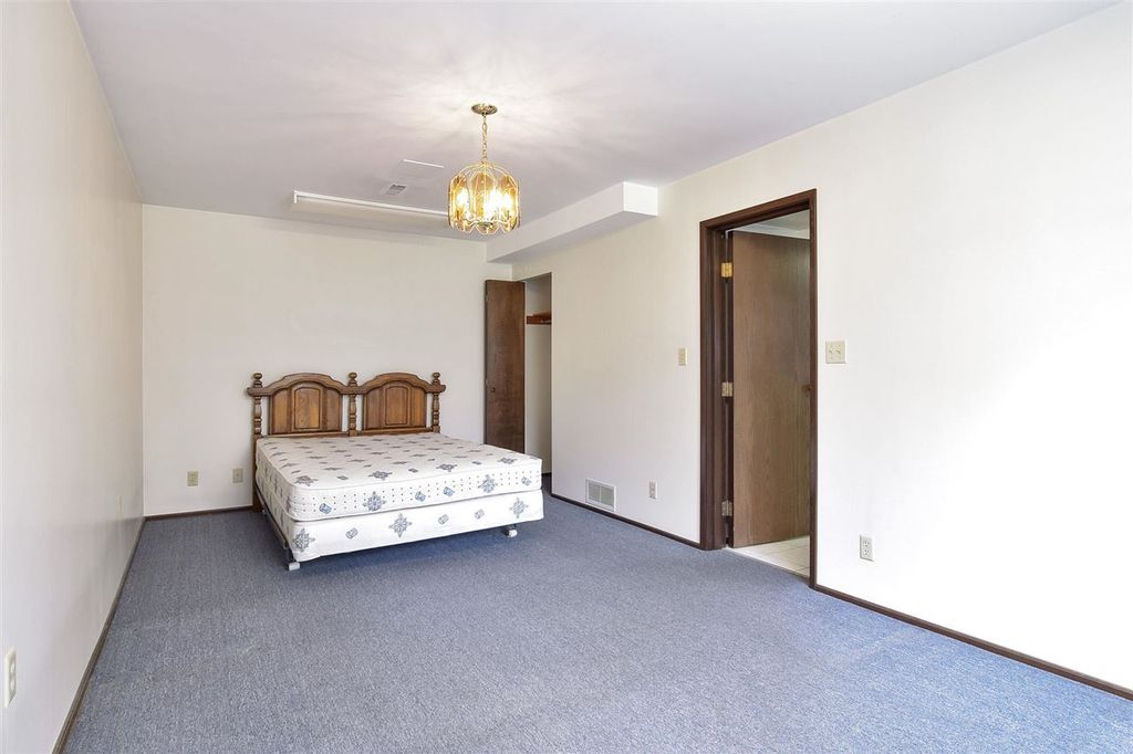 listing image 1105526139855227018