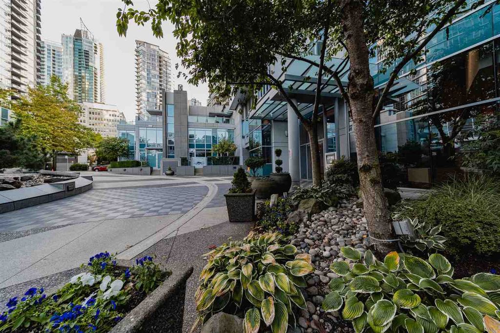 listing image 1108583752671437898