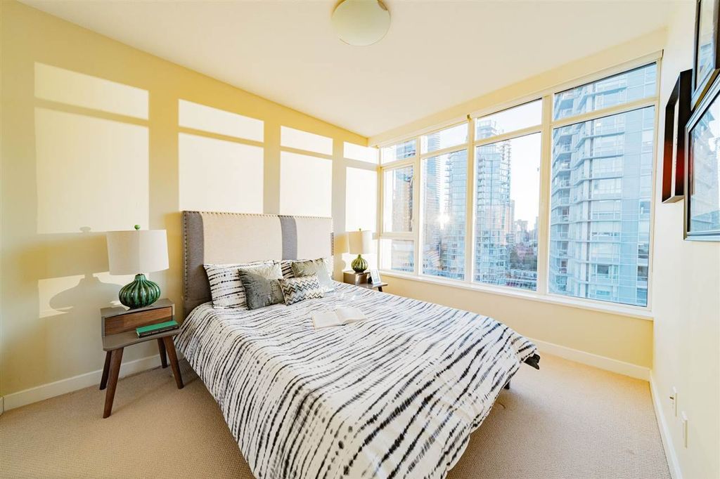 listing image 1108704225884456407