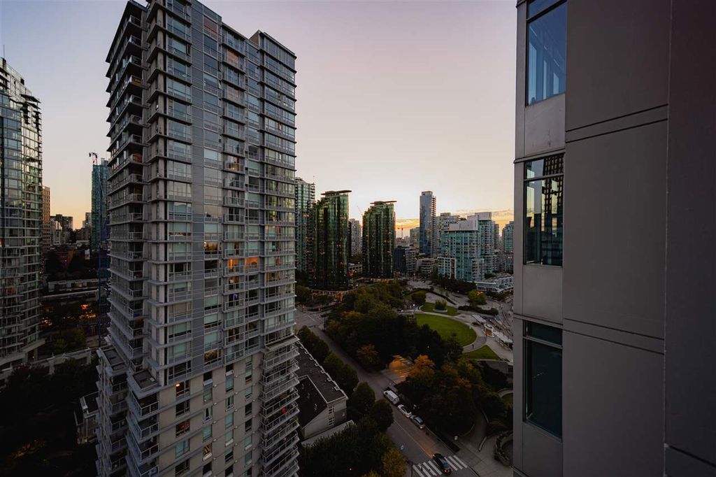 listing image 1105865330352249076
