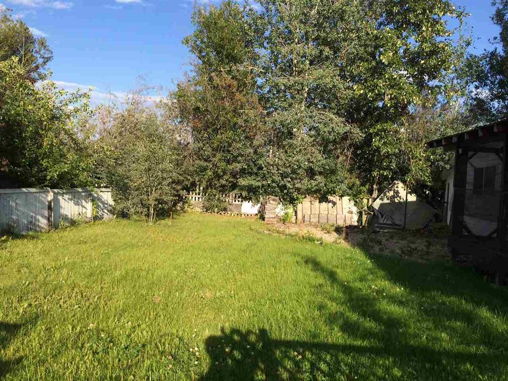 listing image 1104699834286276059