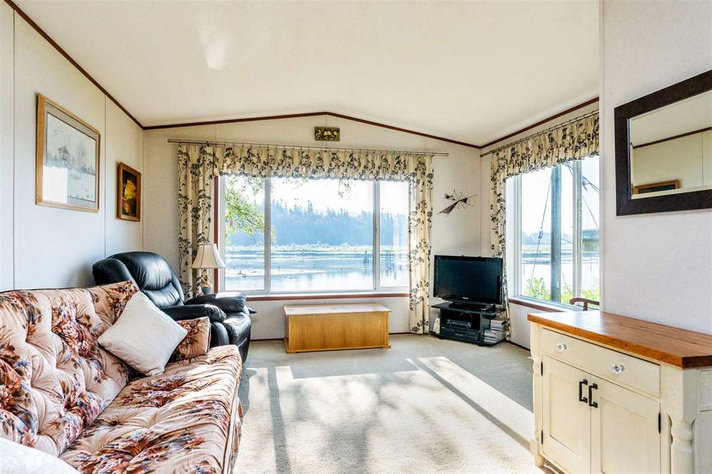 listing image 1109009287113313786