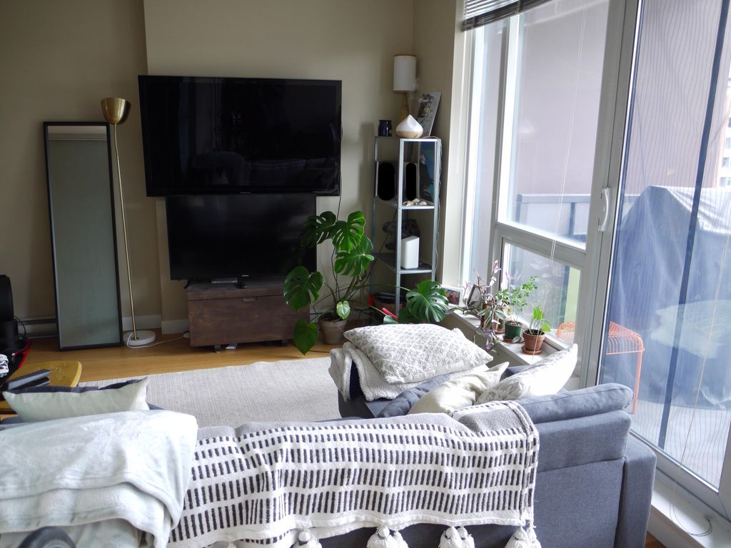 listing image 1107020579072413791