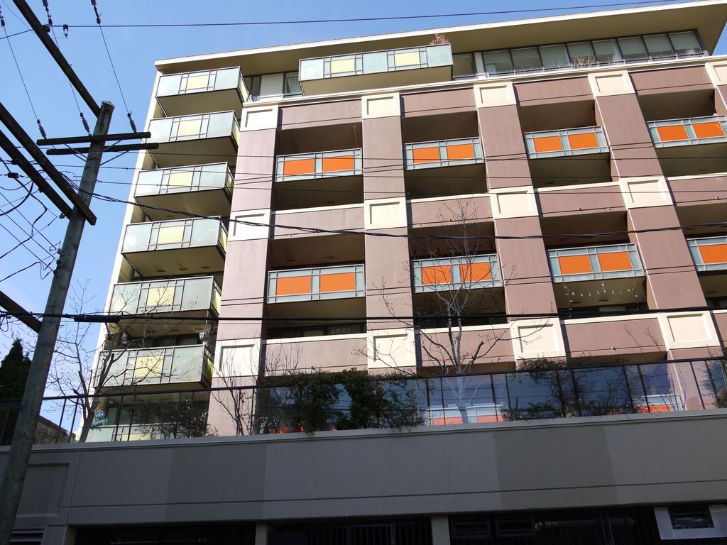 listing image 1101764285129648090