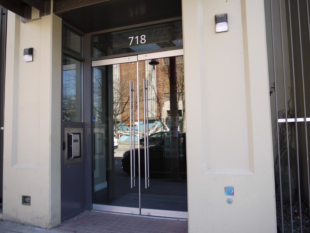 listing image 1103742543696767480