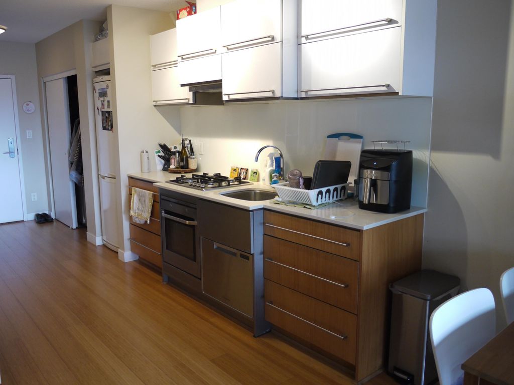 listing image 1101126192260829870