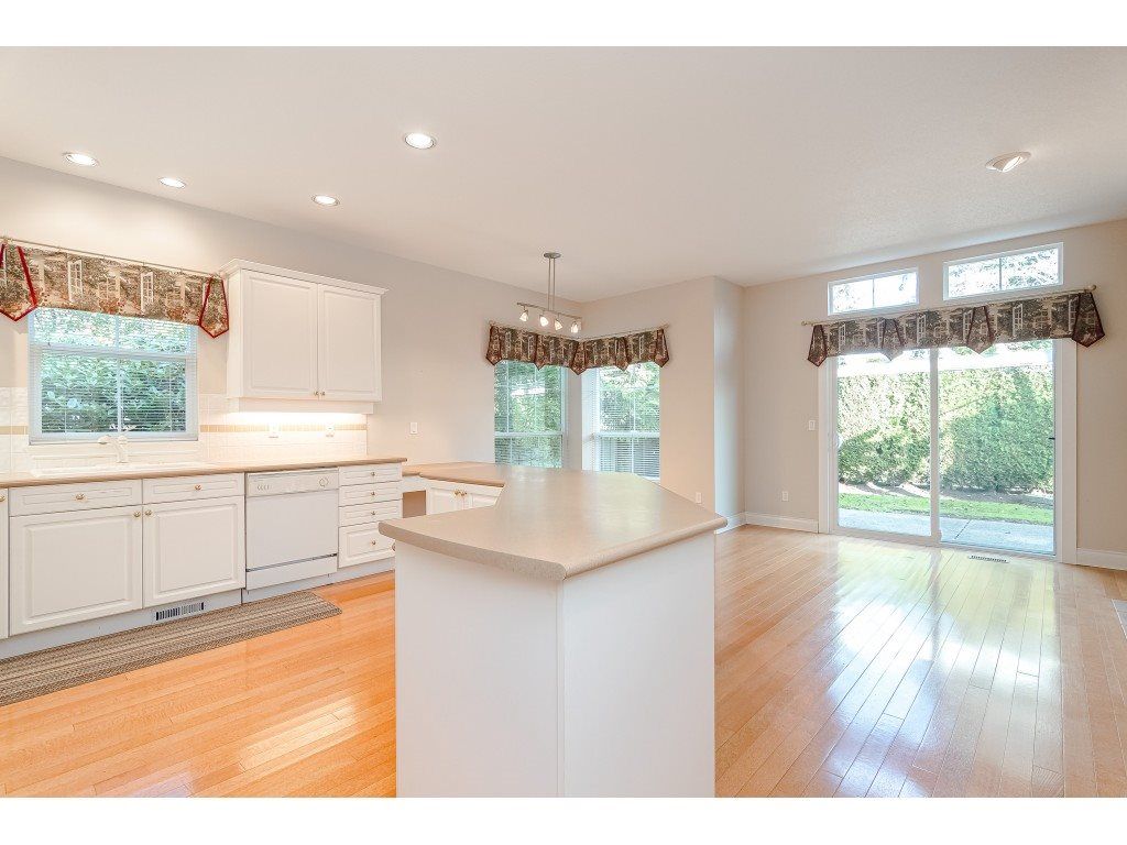 listing image 1102298896523913271