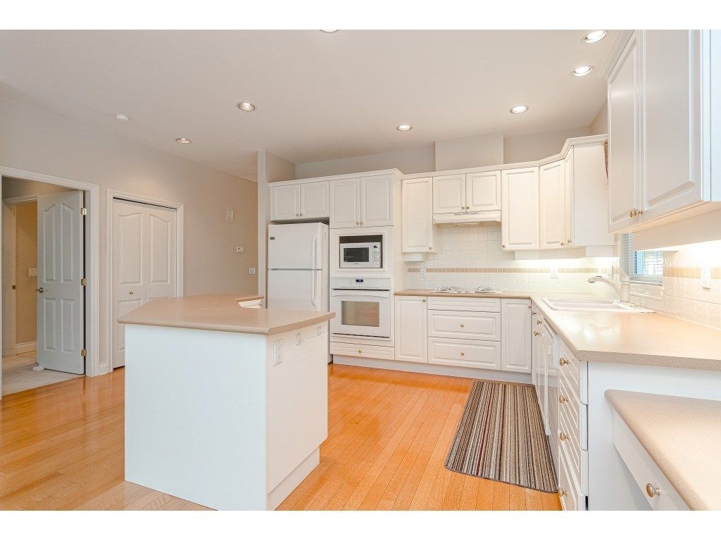 listing image 1106467390209926958