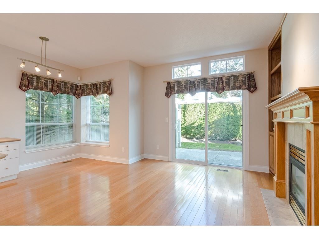 listing image 1108953617575178825