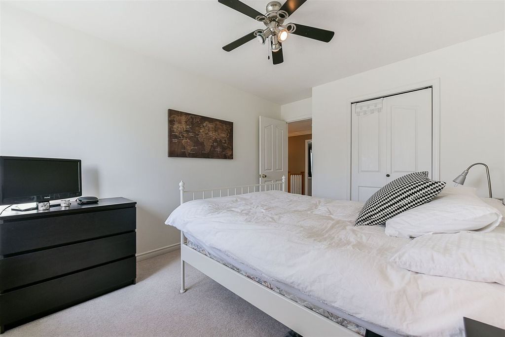 listing image 1109327030652546740