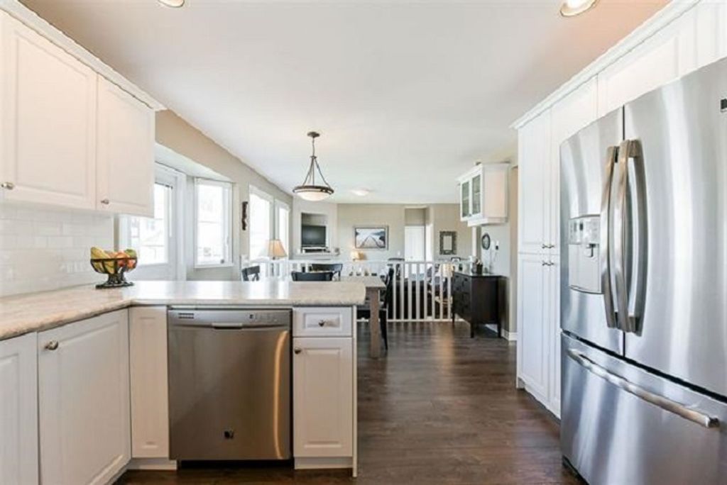 listing image 1103513224463236493