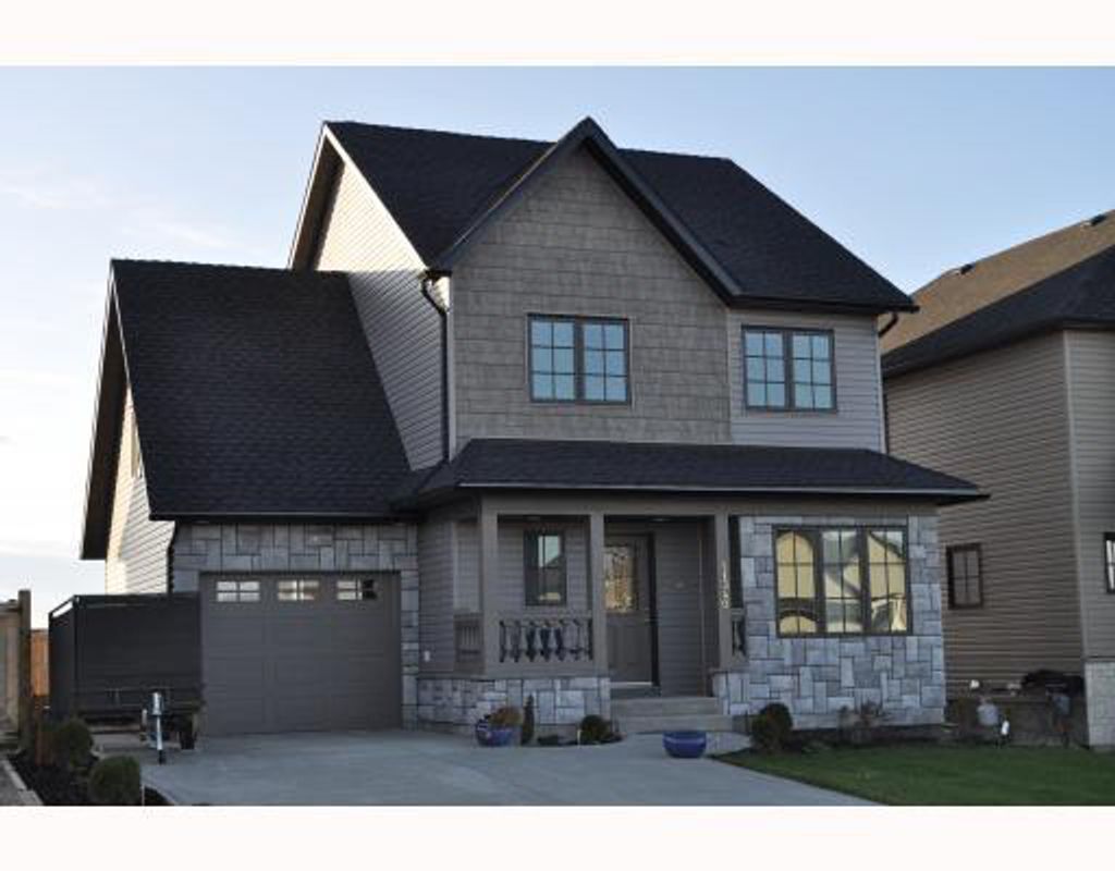 listing image 1106370609488975869