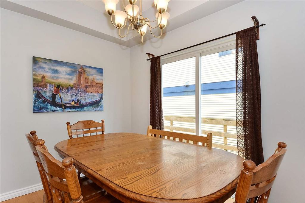 listing image 1105063543348035661