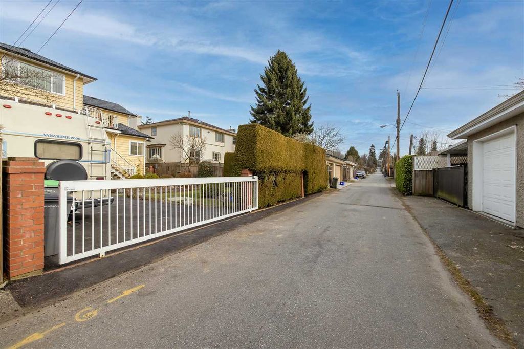 listing image 1107661920050678176