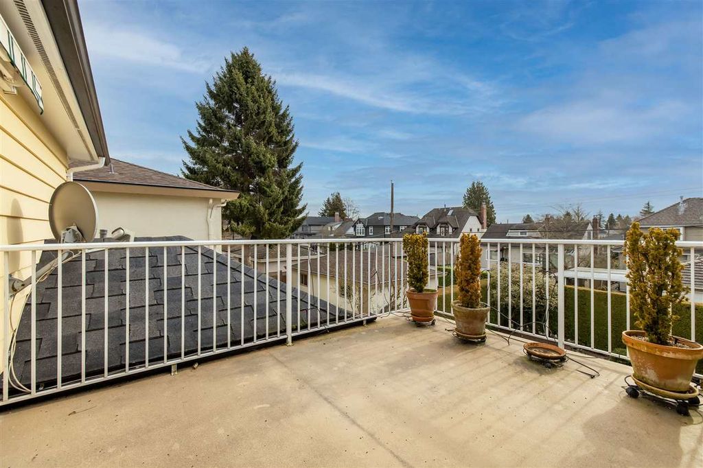listing image 1103095133485709135