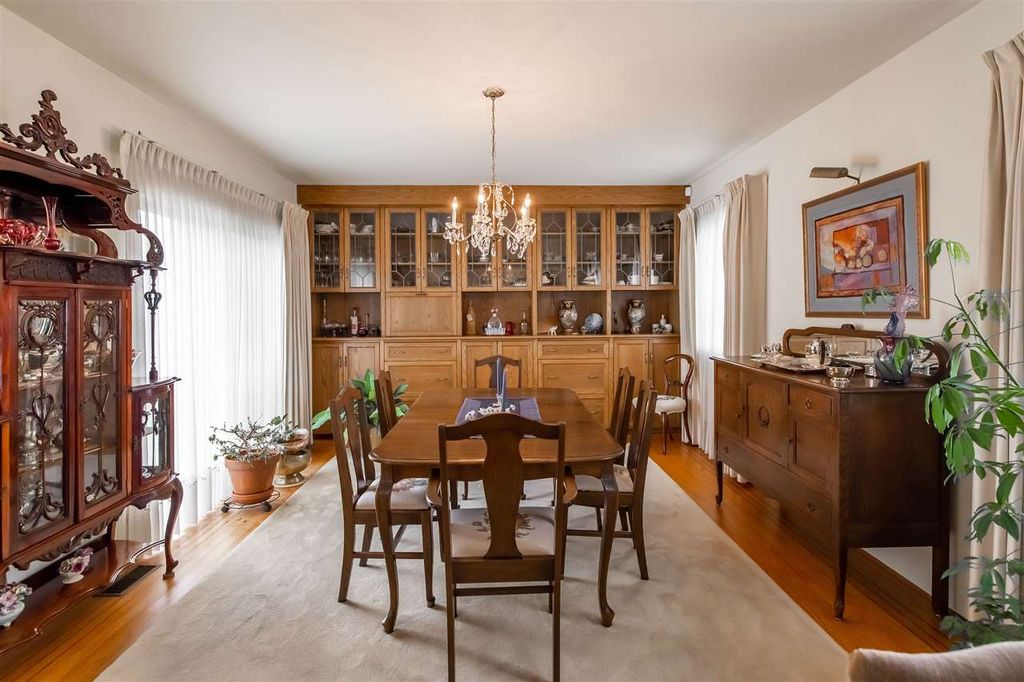 listing image 1102923546823659048
