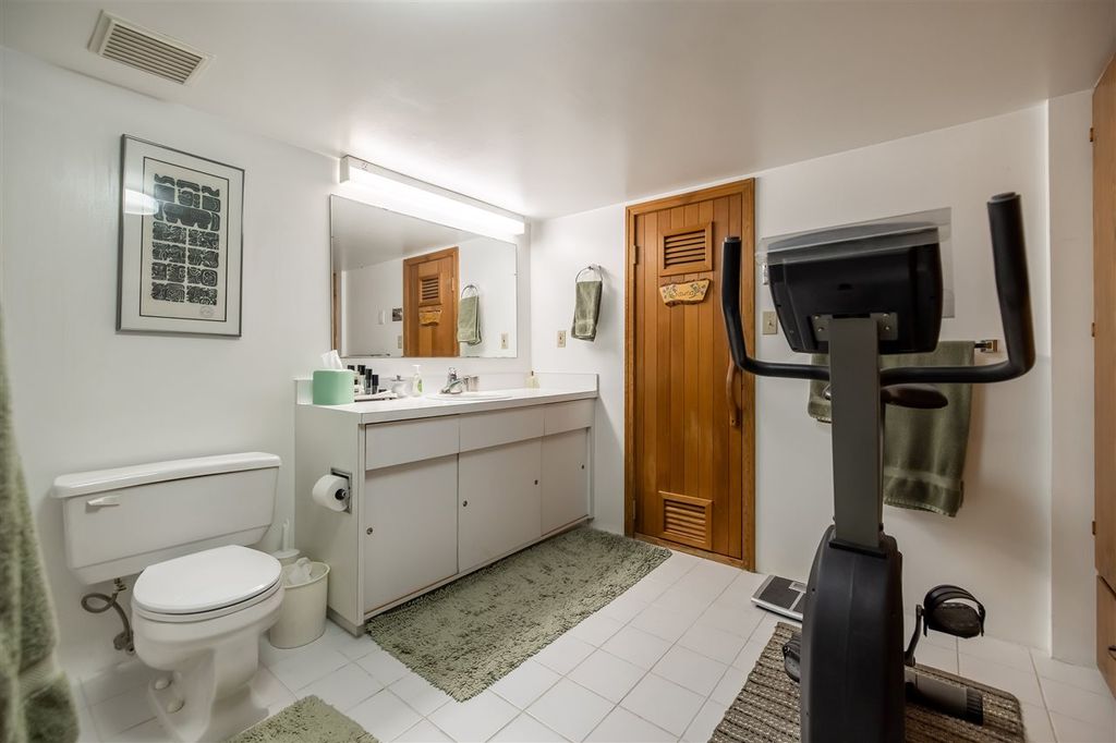 listing image 1107883940250746238