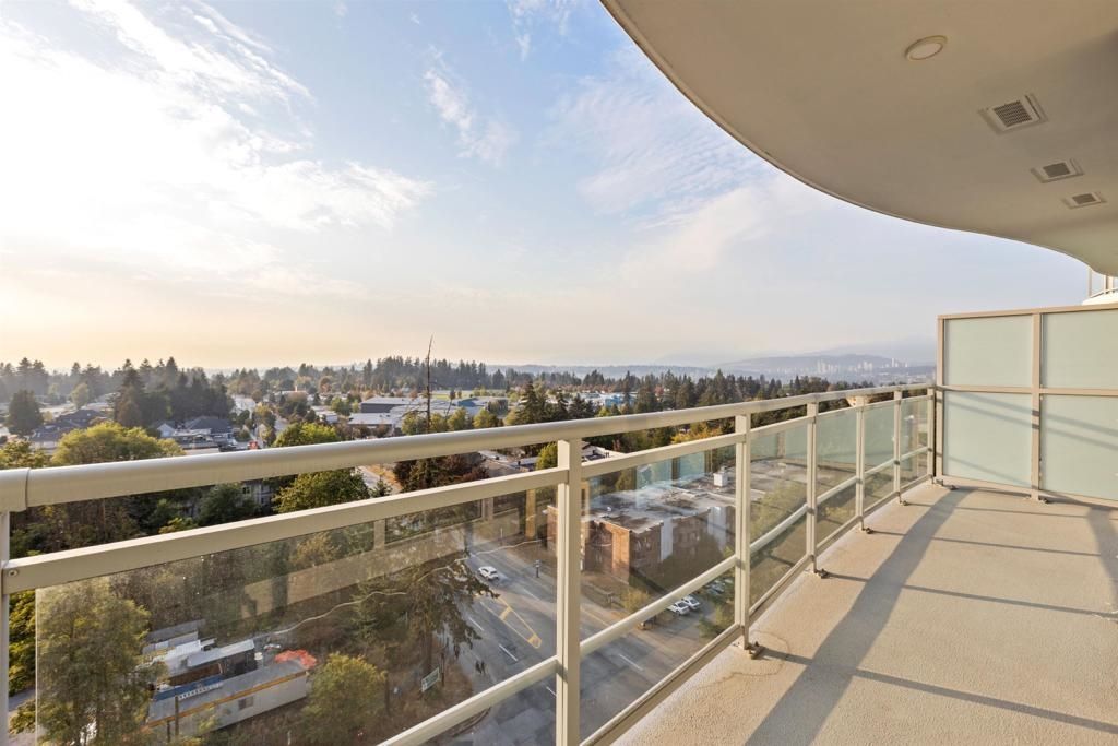 listing image 1104430207168480905