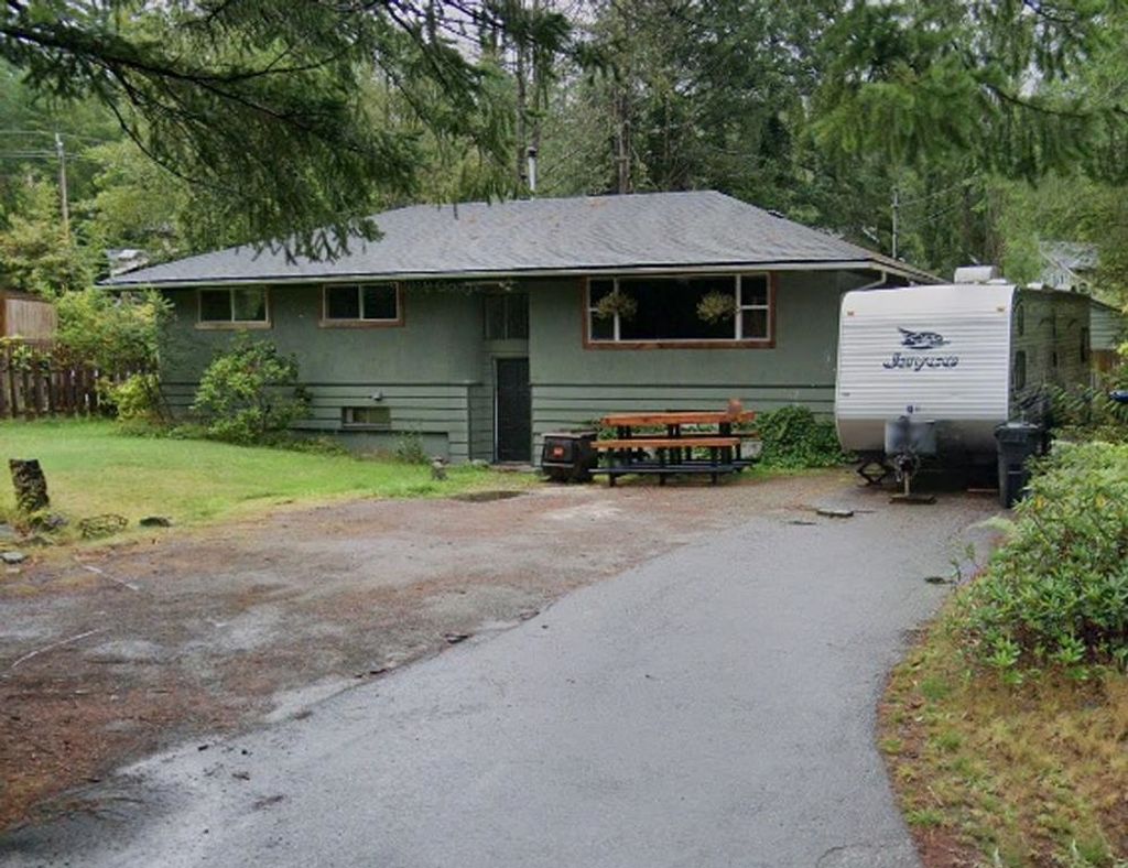 listing image 1109406955611804340