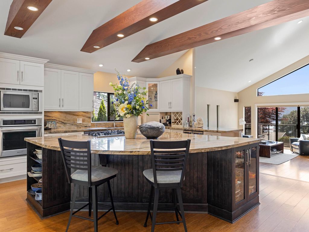 listing image 1103648575067875595