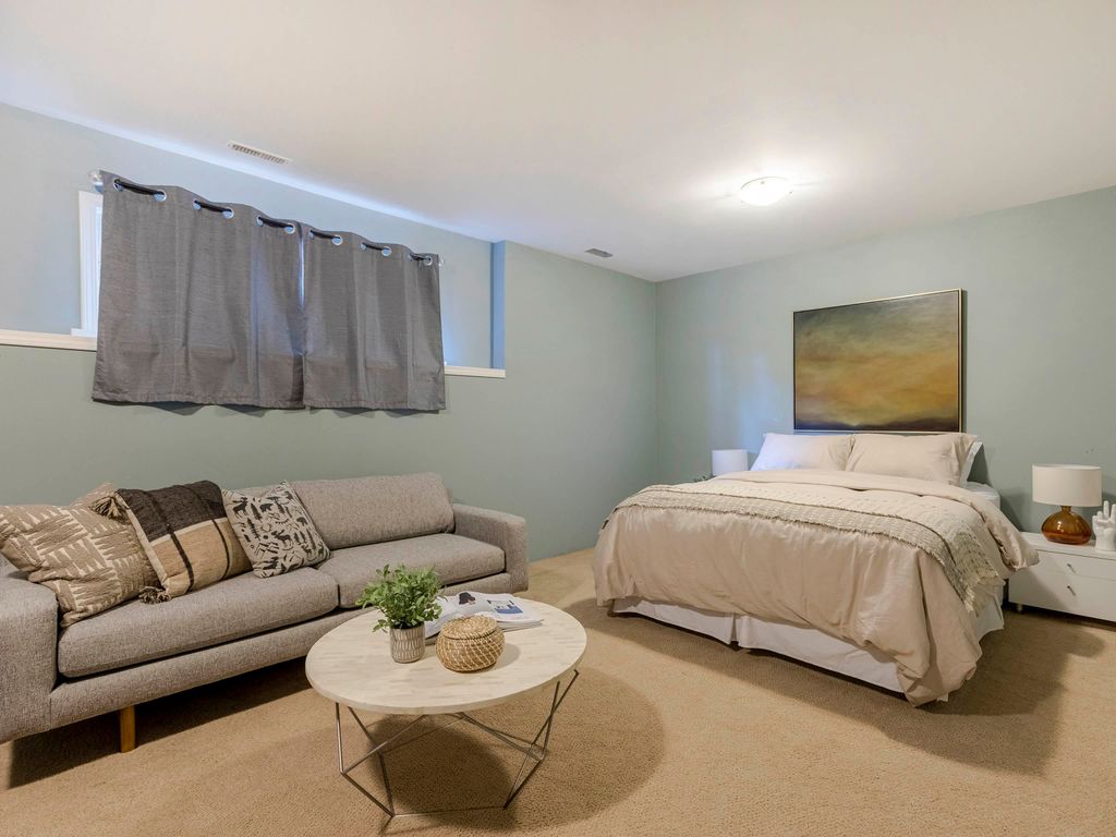 listing image 1101015474096653943