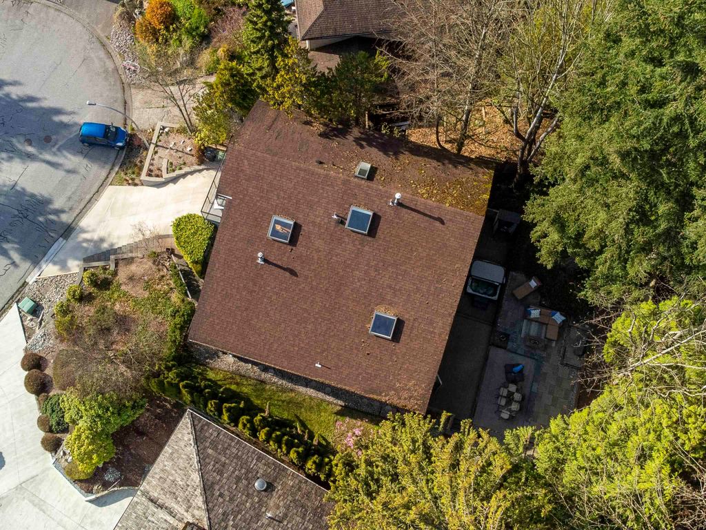 listing image 1107045024234780542